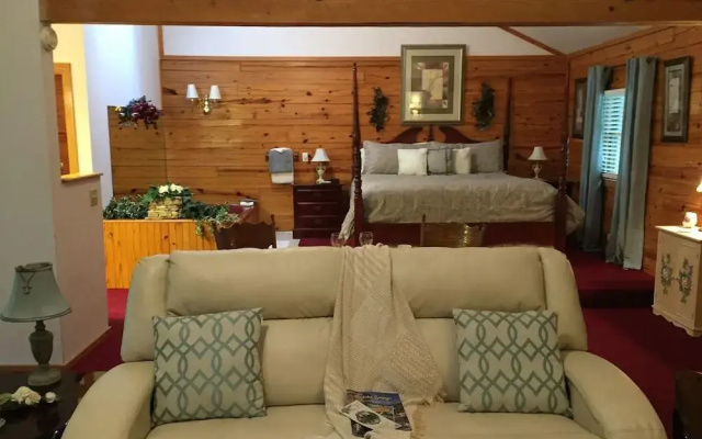 Wisteria Lane Lodging