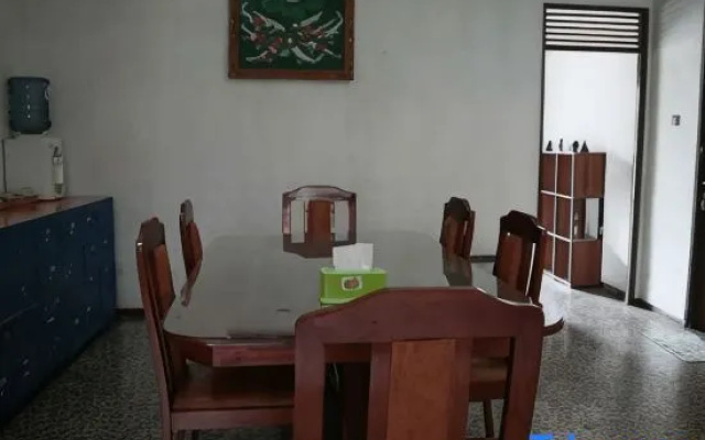Tunjung Nyaho Guest House ( Tng )