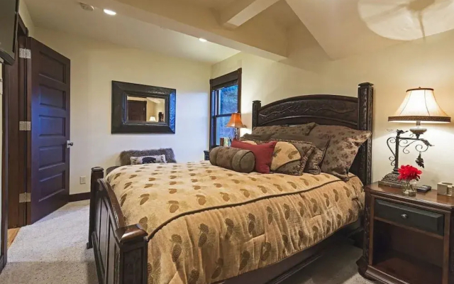 Abode at Gamble Oak in Solamere