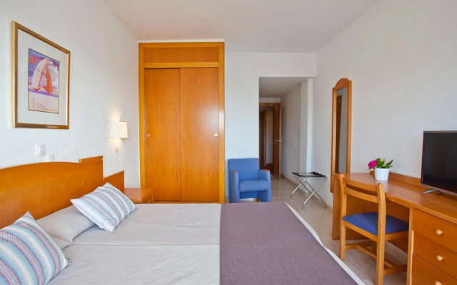 Hotel Cabot Cala Ferrera
