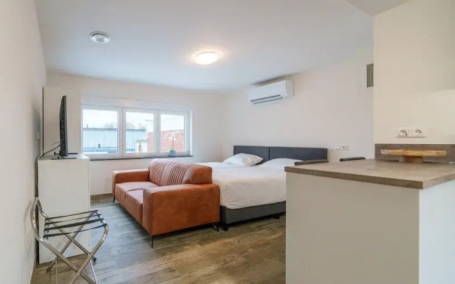 Cosy Apartment Near Center