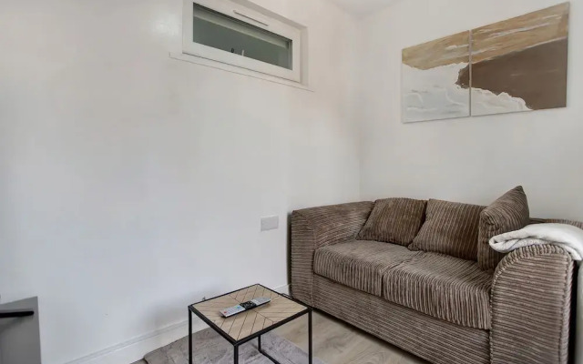 Cozy 1-bed Apartment Close to Lcy & Excel