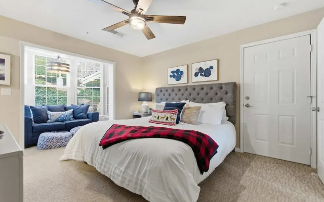 The Ozark Getaway Stay for 6