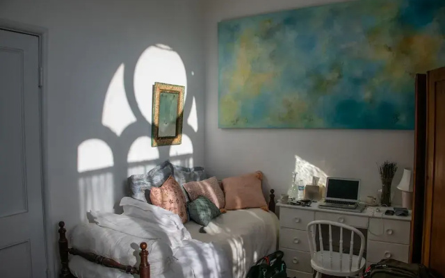 Church Des Artistes Guest House