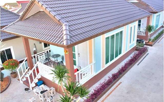 Отель Kiang Dao Resort вид на фасад