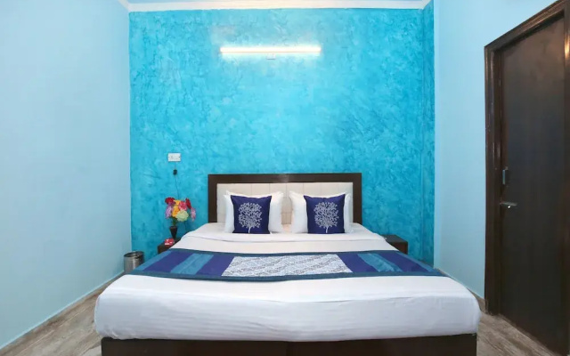 OYO 9599 Vansh Palace