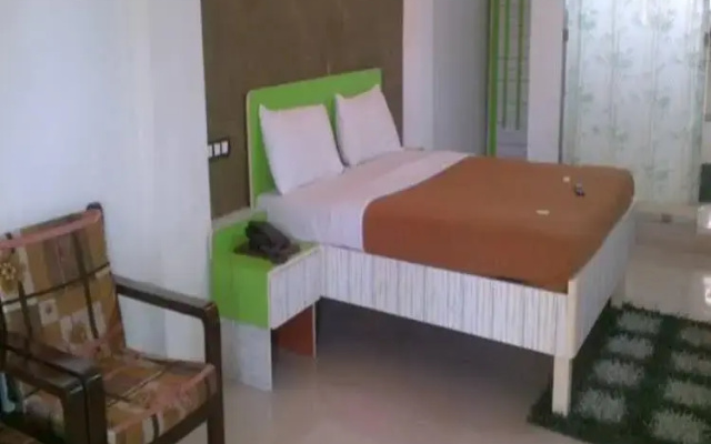 Pali Beach Resort