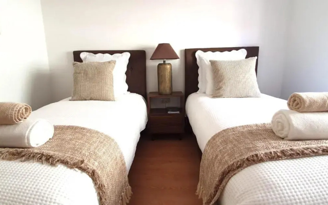 Afonso Galo Guest Apartments