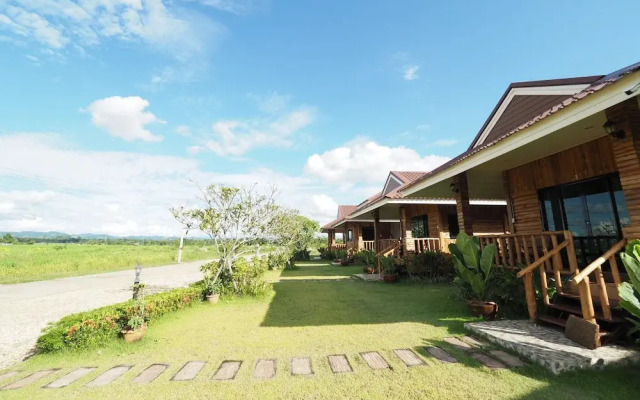 Chomna Resort