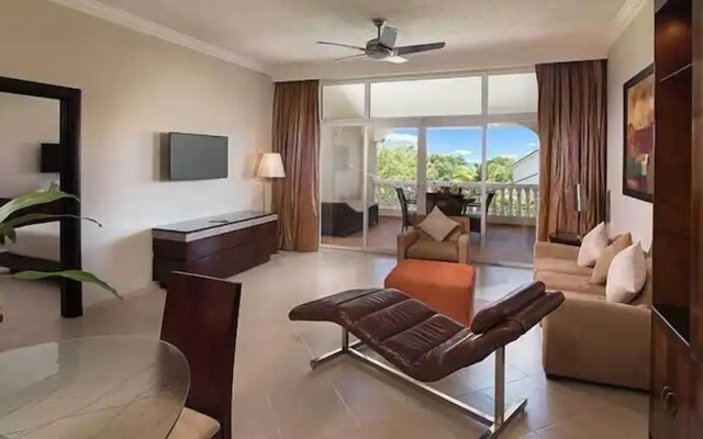 Presidential Suites - ROOM ONLY