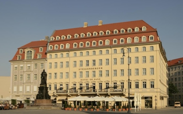 Steigenberger Hotel de Saxe вид на фасад