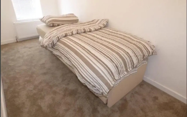 Woodleigh Luxury 3 Bedrooms House