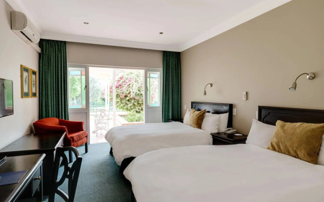 Protea Hotel by Marriott George King George