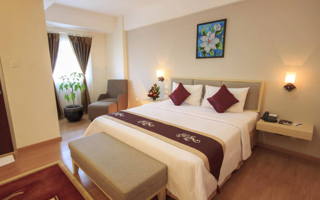 Gunawangsa Manyar Hotel Surabaya