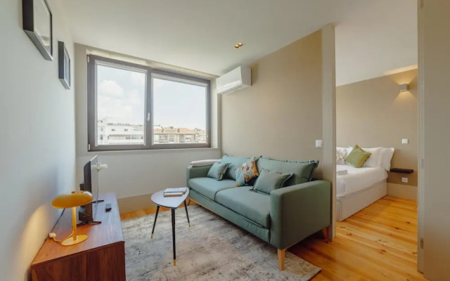 Legacy Oporto Design Apartment G by Vacationy