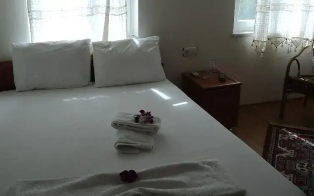 Alo 24 Hotel