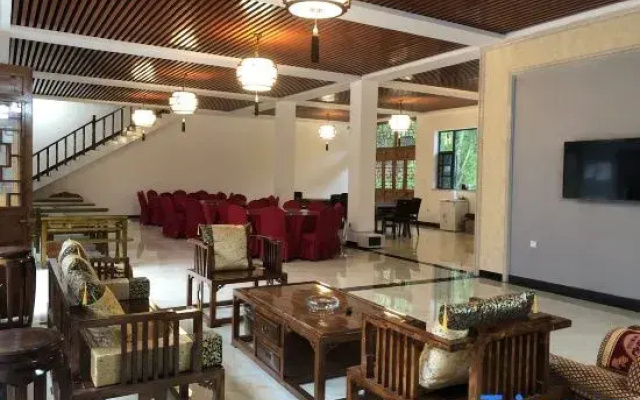 Linyun Shanju Guesthouse