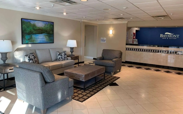 Baymont by Wyndham Latham Albany Airport