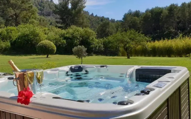 Les Prairies de Fenestrelle SPA & Piscine Au Calme