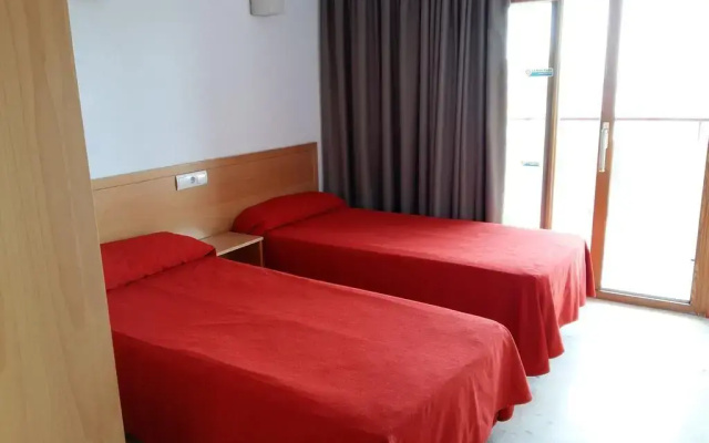 Apartamentos La Era Park