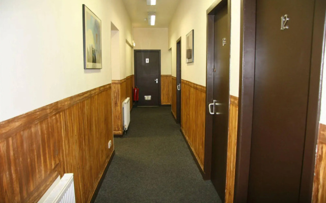 Brodies Hostels
