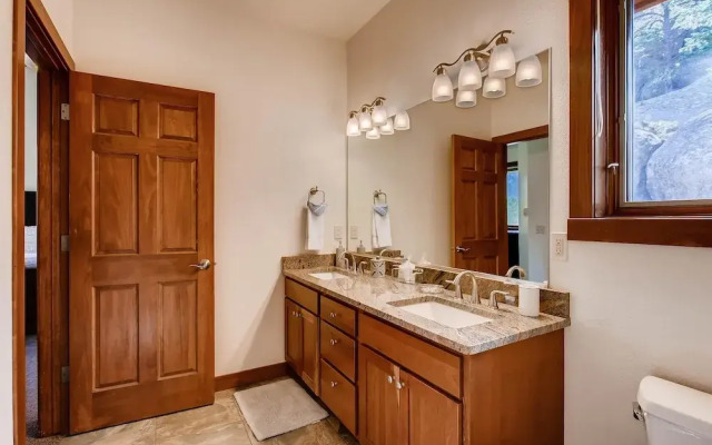Black Canyon Inn Unit J2