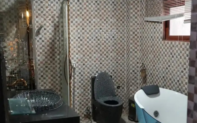 Zion Apartment