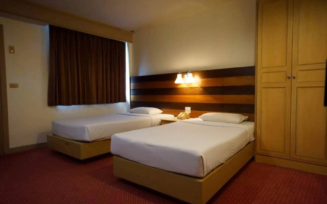 Grand Garden Hotel