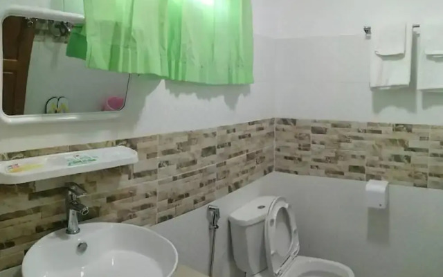 Full Moon Guest House