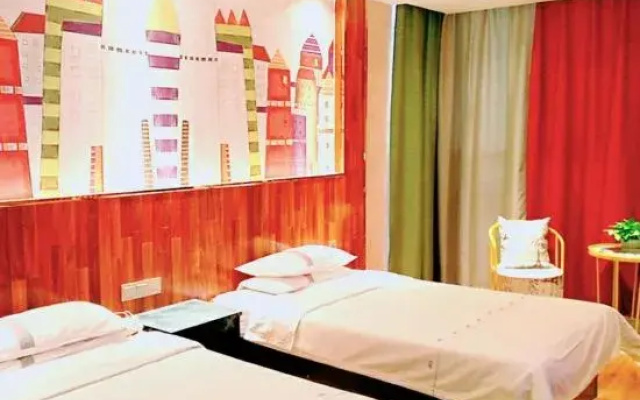 Blue Magpie Holiday Hotel