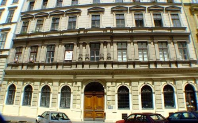 Boomerang Hostel