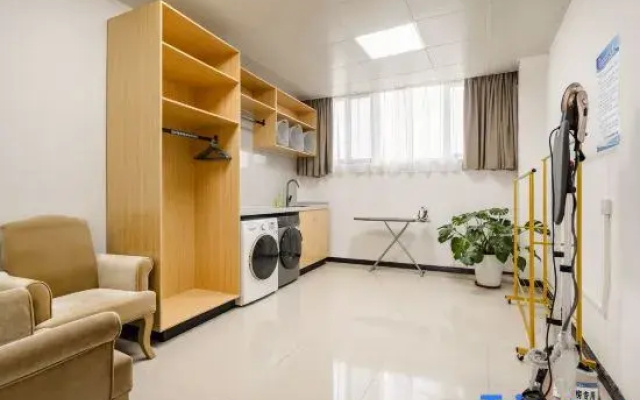 Sanfeng Hotel