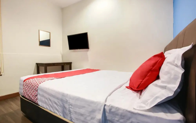 OYO 89451 Hotel Taj Inn Seksyen 7