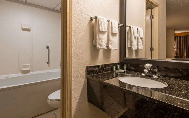Best Western Windsor Suites