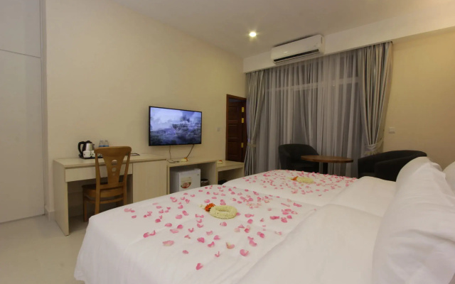 Yazhou Foryou Hotel
