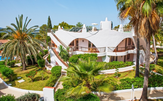 Отель Marble Stella Maris Ibiza Испания, Сан-Антони-де-Портмань - отзывы, цены и фото номеров - забронировать отель Marble Stella Maris Ibiza онлайн вид на фасад