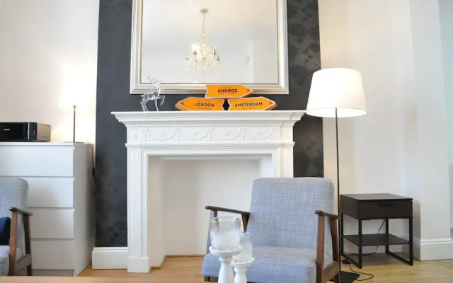 Stunning 3 Bedroom Bath