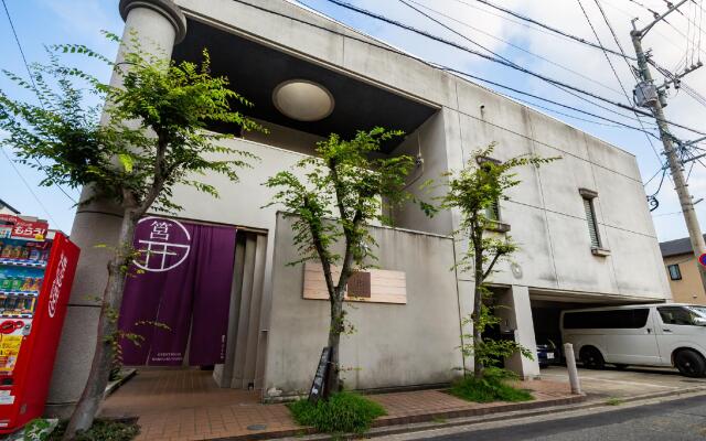 Guesthouse Hakozaki Garden Hostel Фукуока вид на фасад