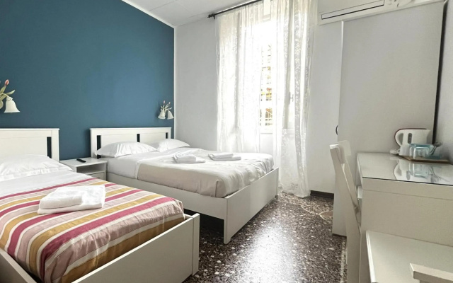Lyric Hotel Levanto