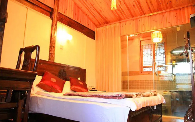Lijiang Hemuju Inn