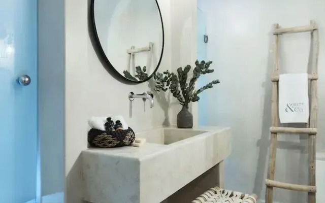 Two Bedroom Villa Outdoor Hot Tub- La Torre