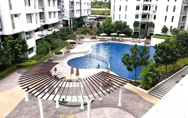 3BR Mount Austin @Midori Green (1 to 8pax)