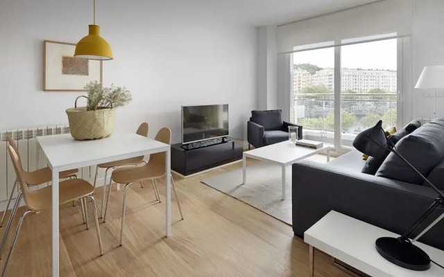 River Terrace 3 Apartment by FeelFree Rentals