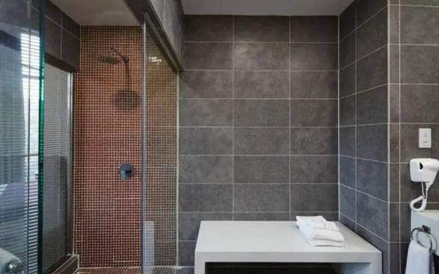 QQ Hotel Rooms Damansara Perdana