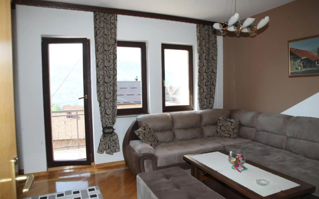 HSH Apartments