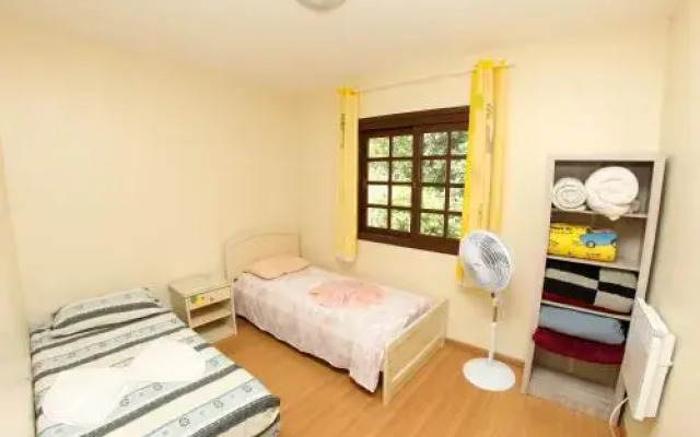 Casa 25 (Dois Pinheiros)