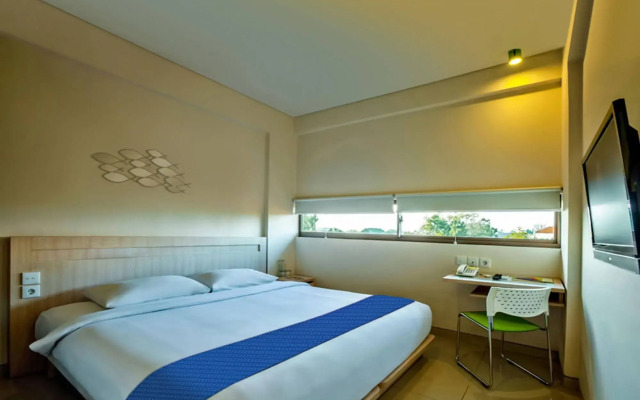 J Hotel Kuta