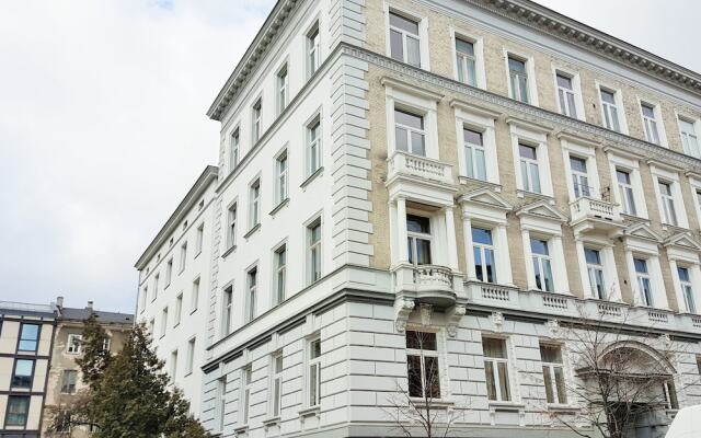 Отель MTB Apartamenty Kopernika Польша, Варшава - отзывы, цены и фото номеров - забронировать отель MTB Apartamenty Kopernika онлайн вид на фасад