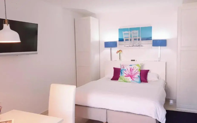 Adorami Apartments