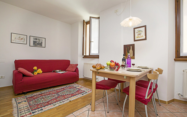 Appartamento Centro Storico Riva 2